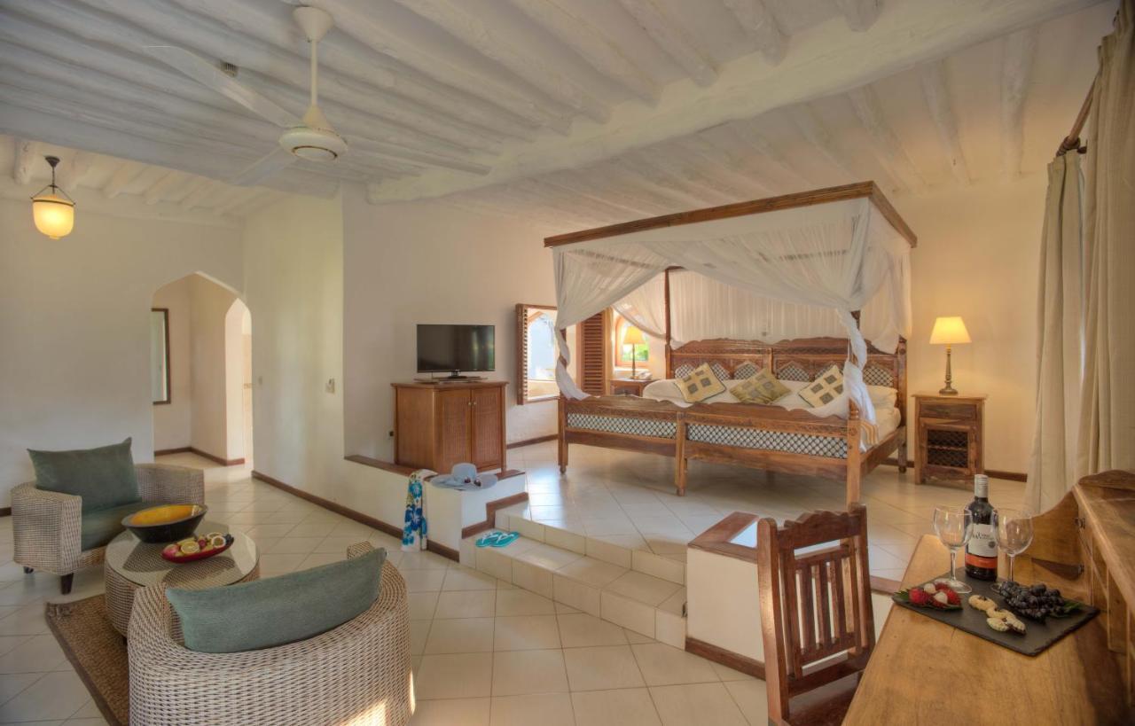 Bluebay & Hotel 5*