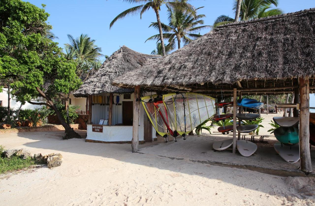 Hotel Bluebay &