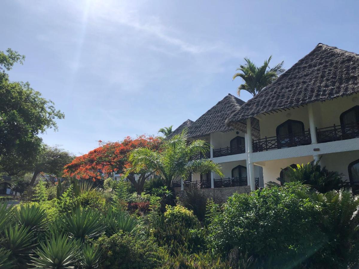 Bluebay & Hotell Kiwengwa (Zanzibar)