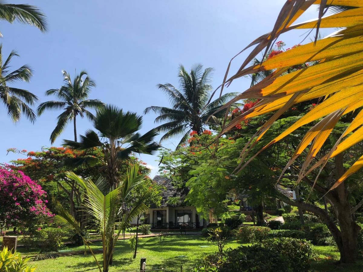 Bluebay & Hotell Kiwengwa (Zanzibar)