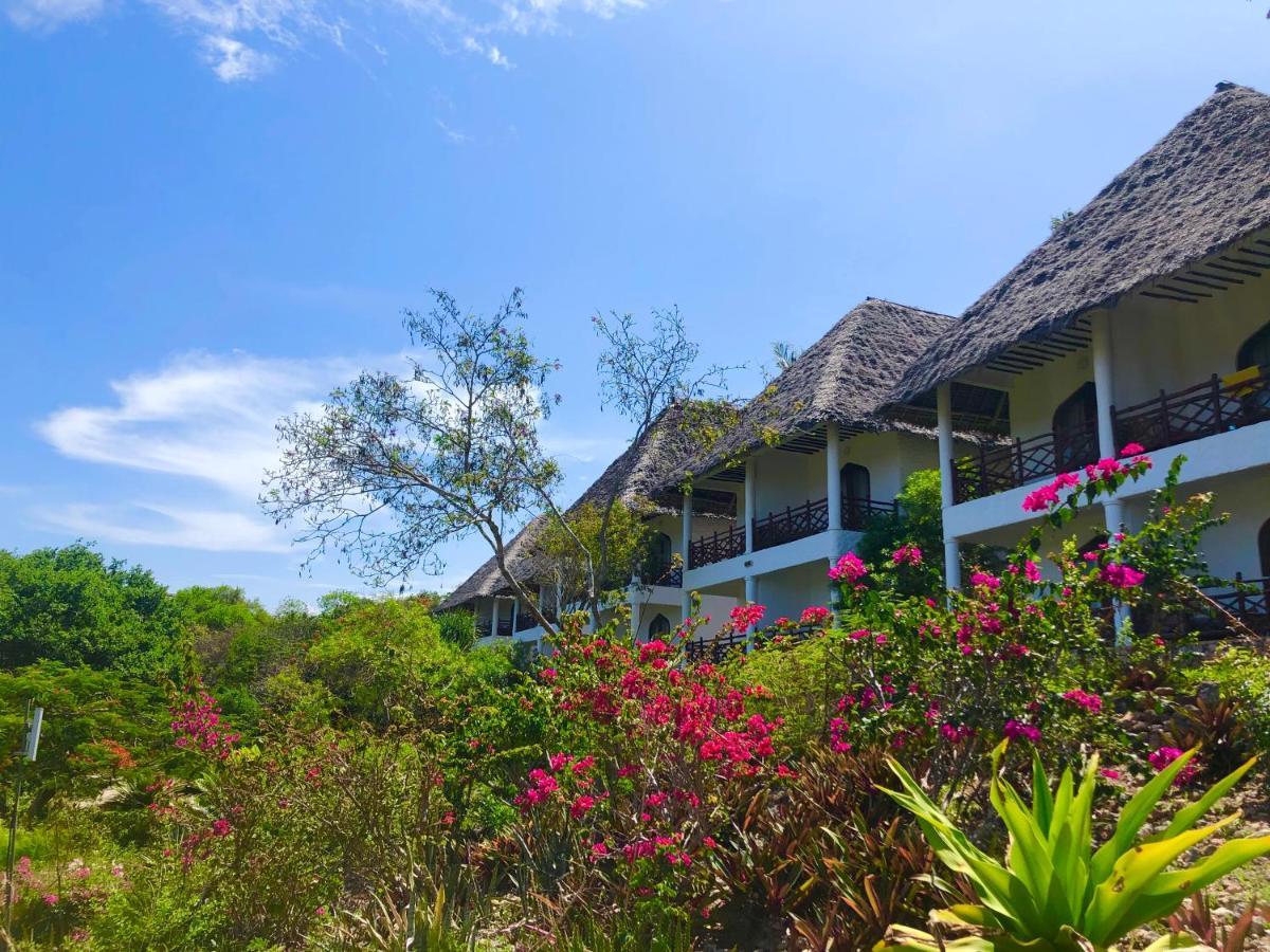 Hotell Bluebay & 5*