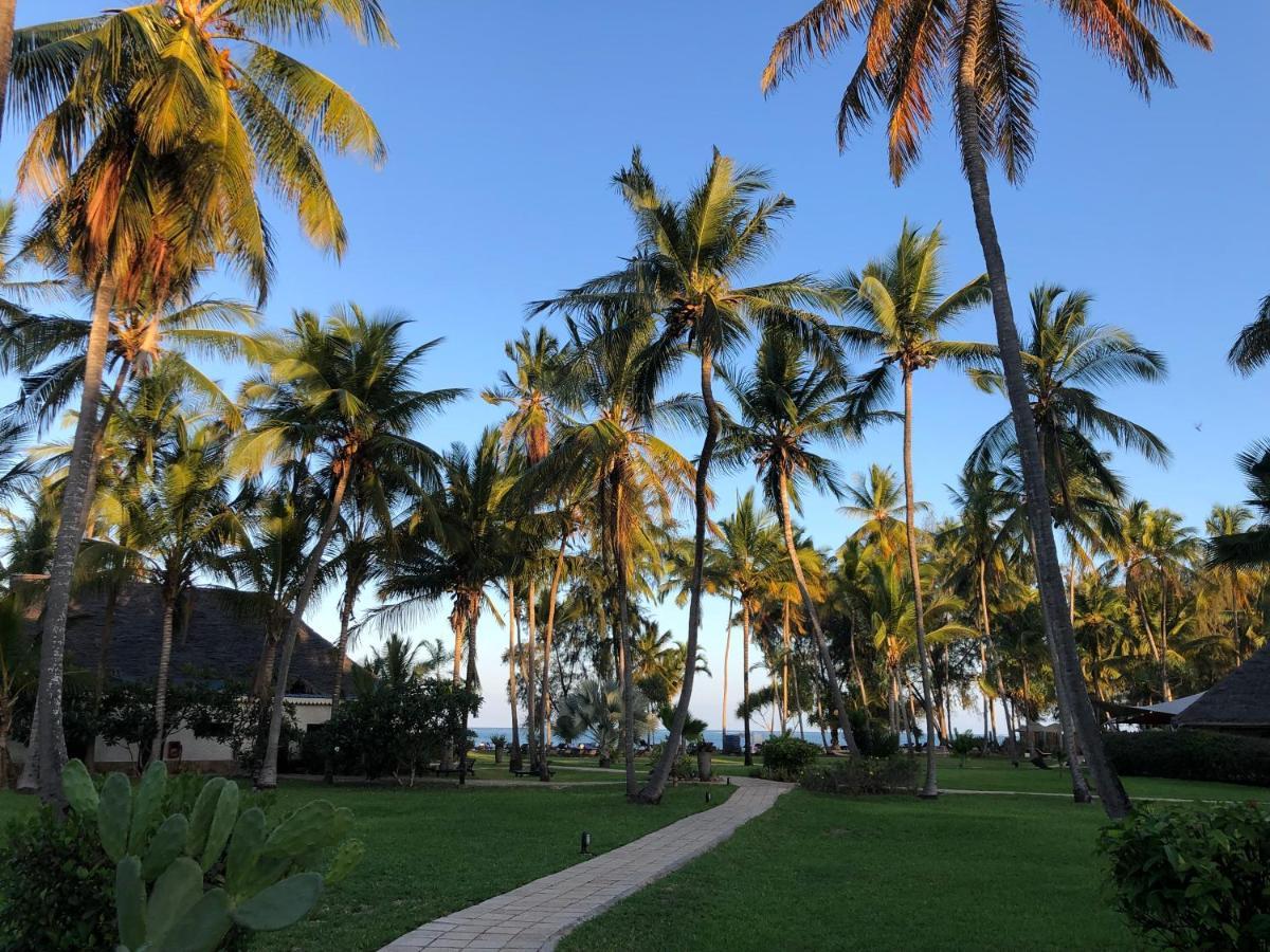 Hotel Bluebay & 5*
