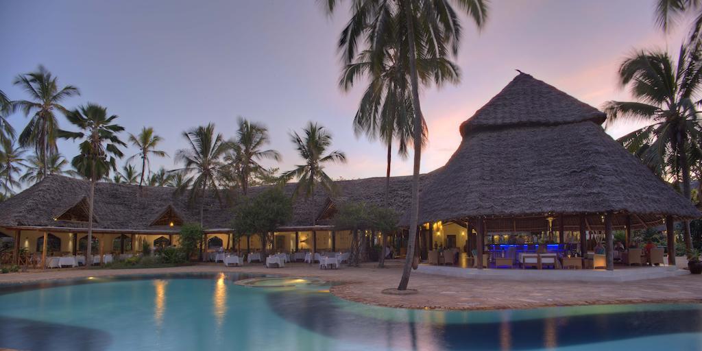 Bluebay & Hotel